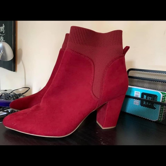 Shoes - Picture 4 of 7